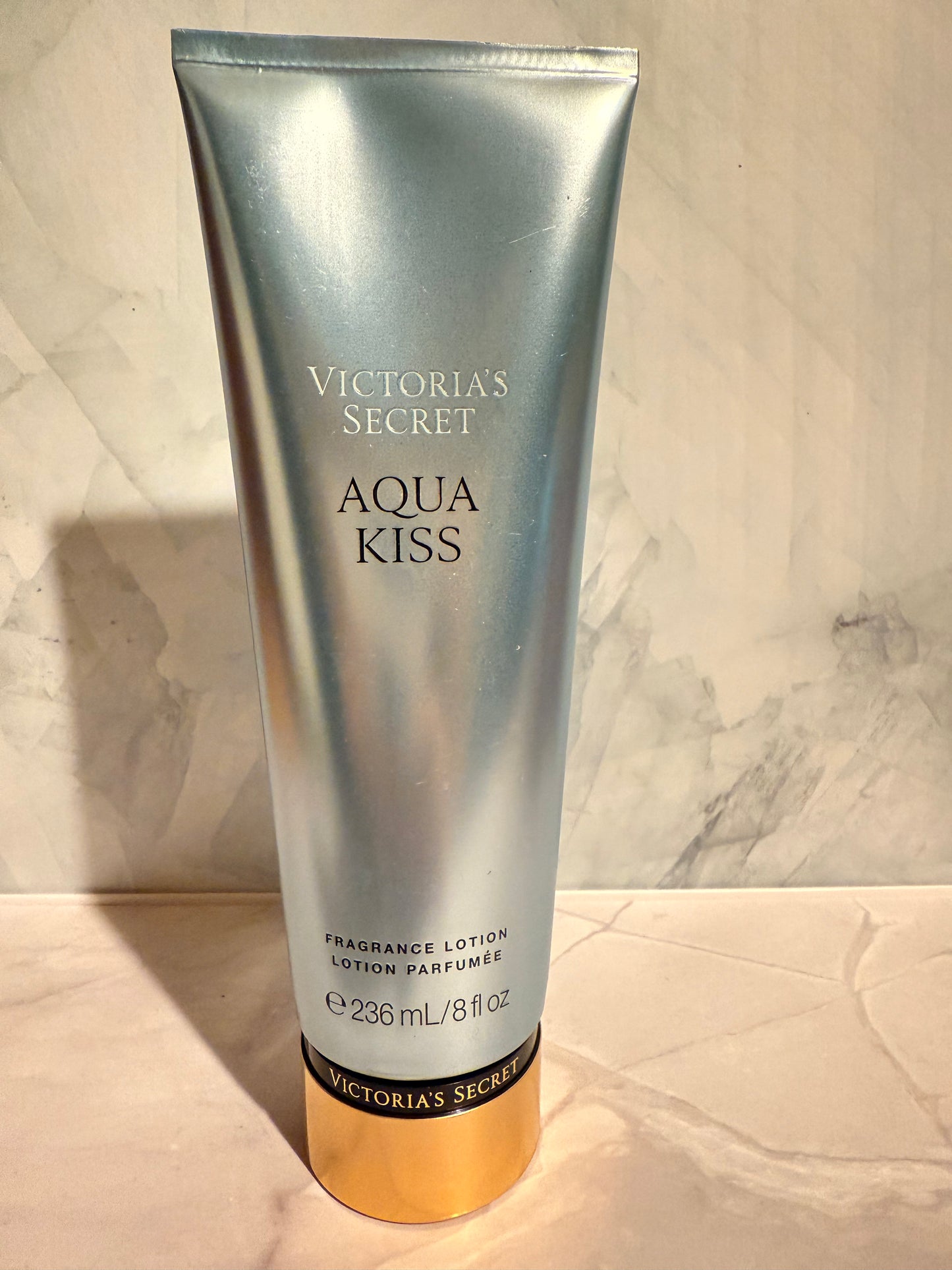 Victoria's Secret Aqua Kiss - Fragrance Lotion