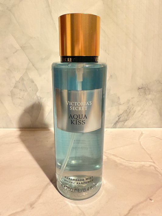 Victoria’s Secret - Aqua Kiss  Fragrance Mist